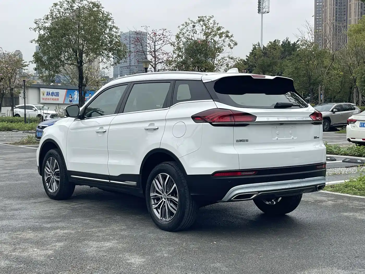 GEELY AUTOMOBILE BOYUE