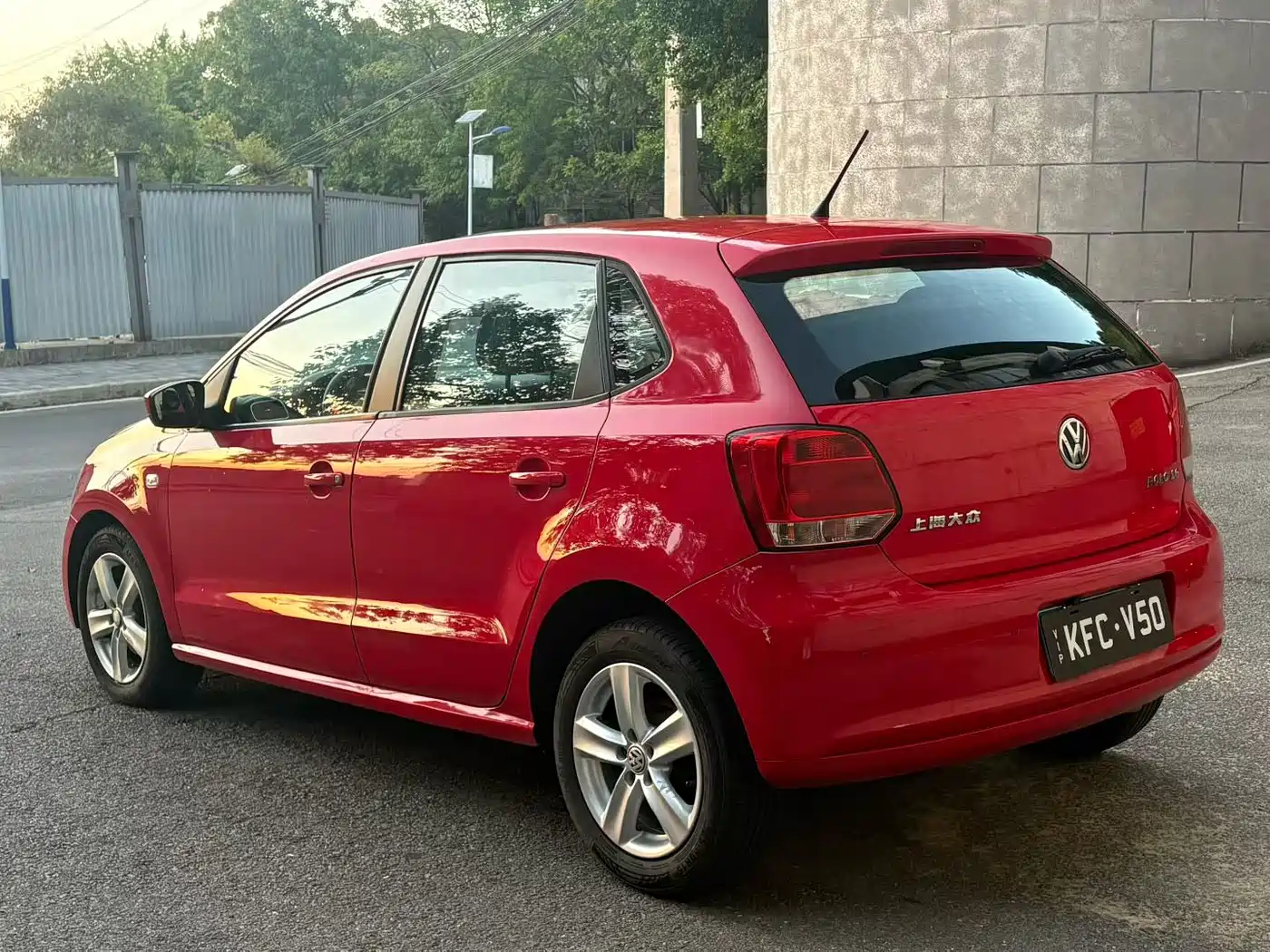 Фото 4 - Volkswagen Polo