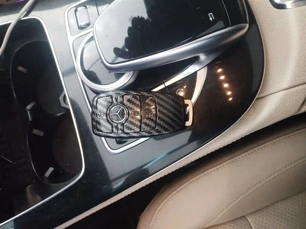 Mercedes-Benz E-Class 2016 E 300 L Sport Luxury фото 17