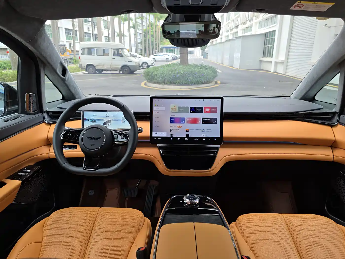 GEELY GALAXY WING TRUE L380