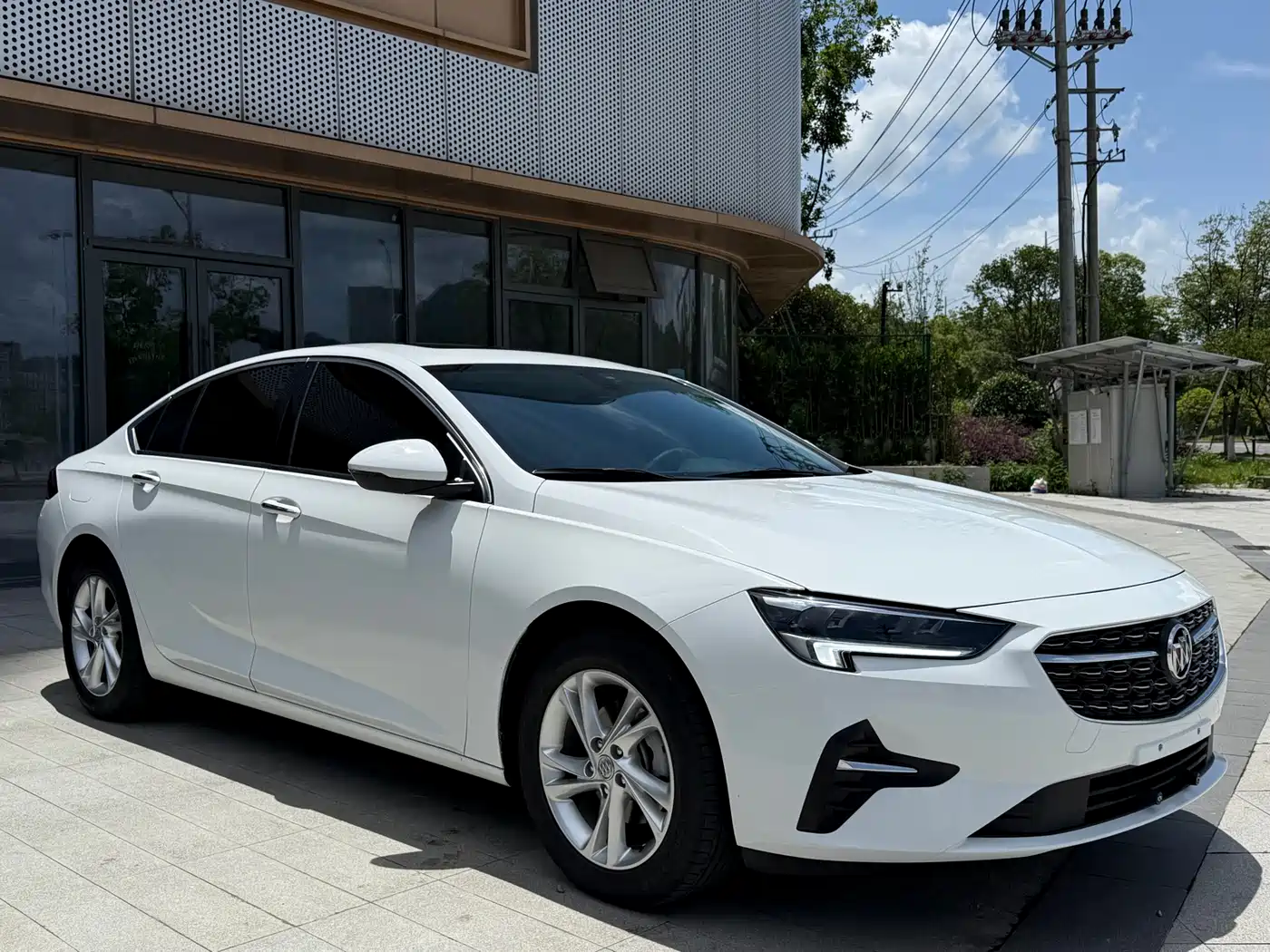 BUICK REGAL