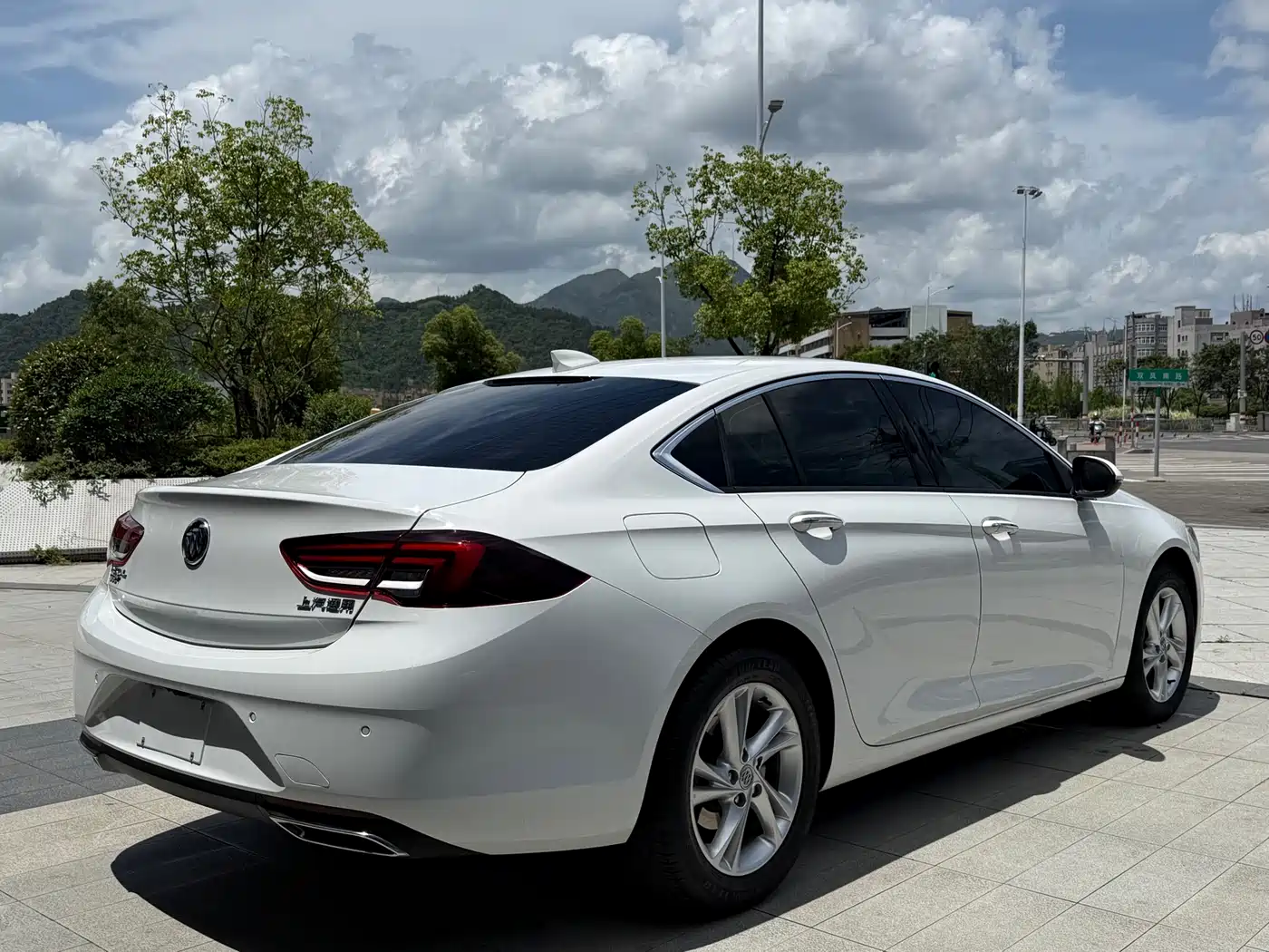 BUICK REGAL