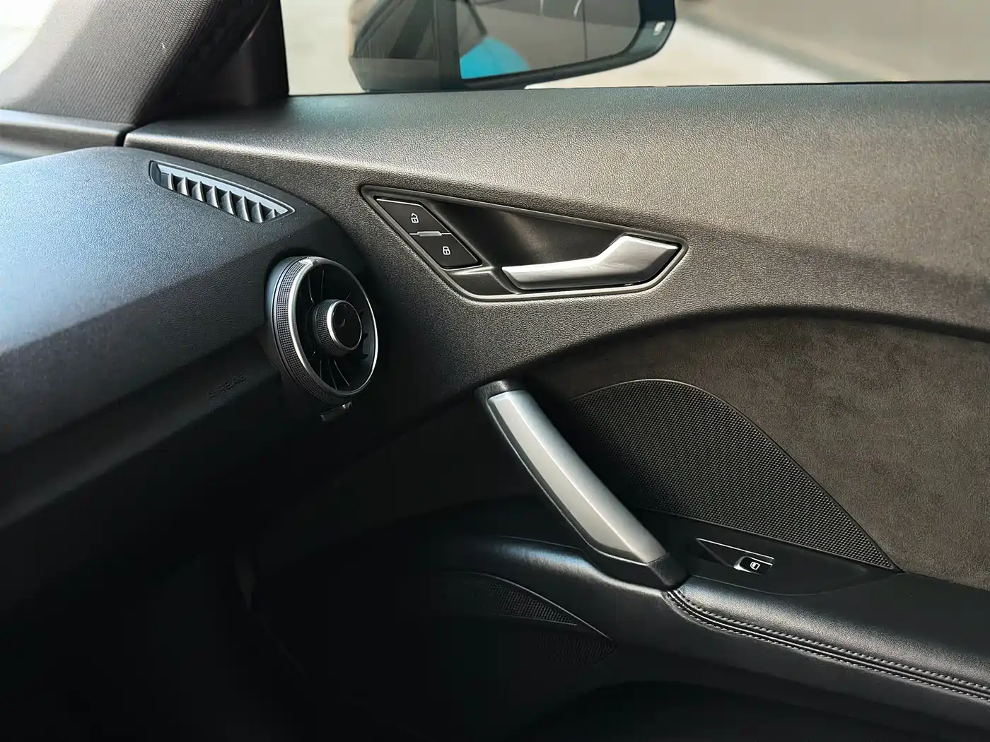 Audi TT 2015 TT Coupe 45 TFSI фото 13