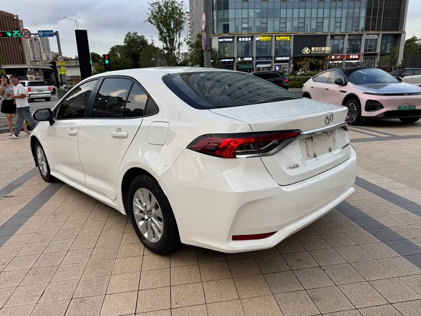 Photo 44 - Toyota Corolla