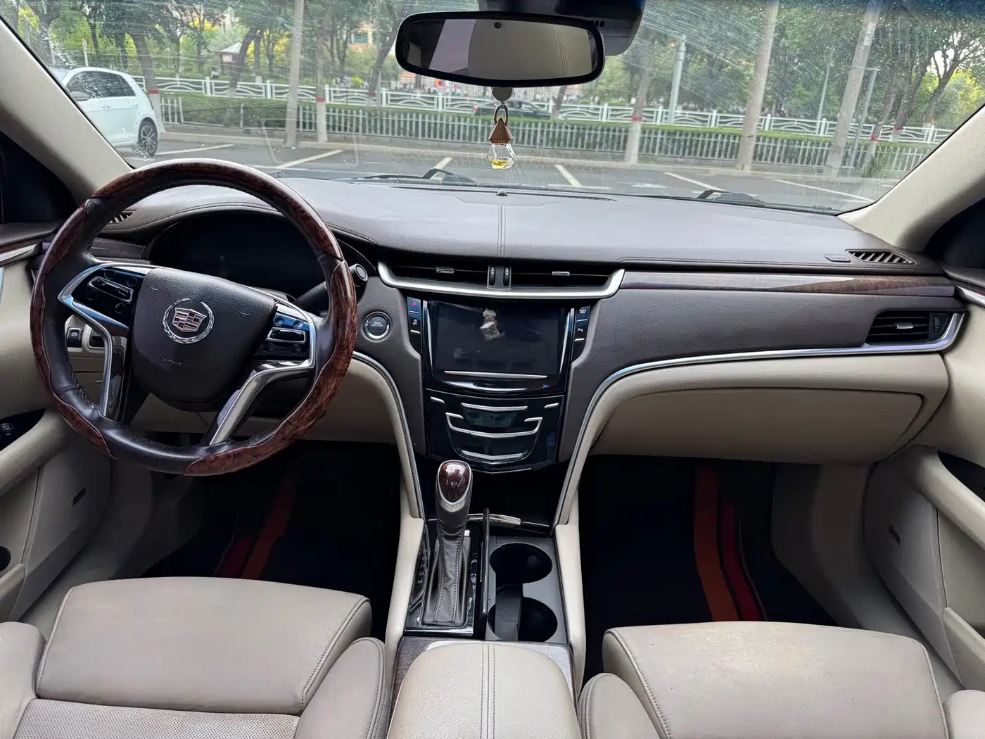 Cadillac XTS 2014 2014 36S Platinum Edition