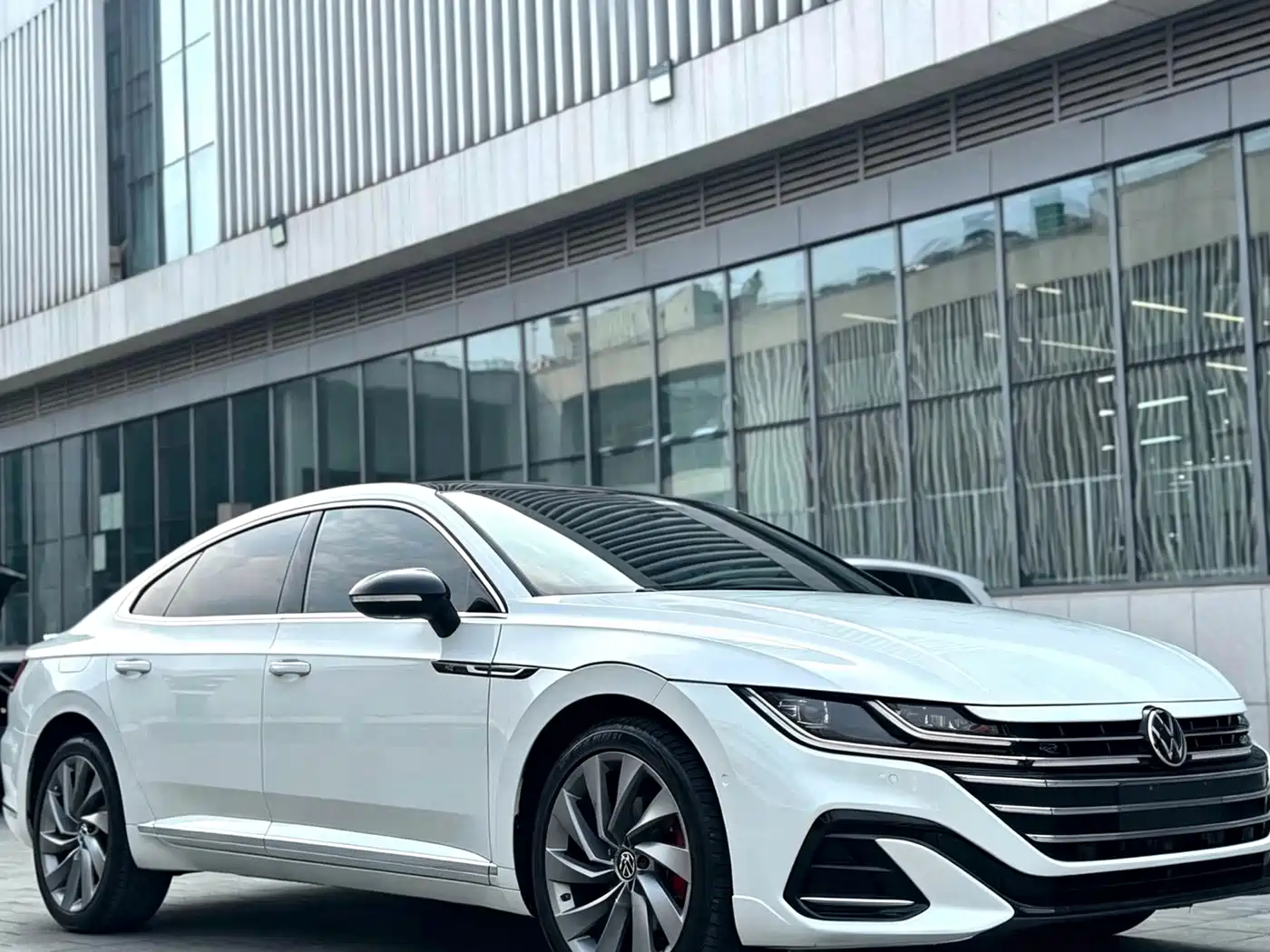 Photo 2 - Volkswagen FAW-Volkswagen CC