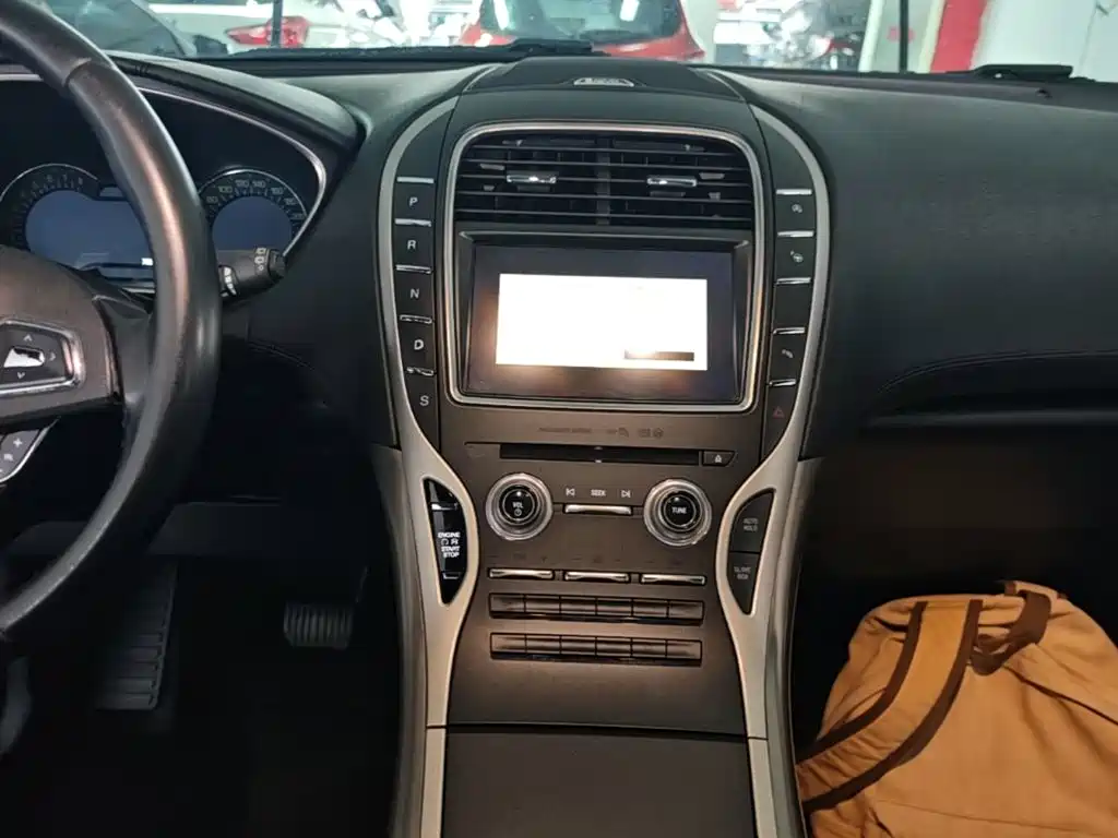 Lincoln MKX 2017 2017 2.0T 4WD Elegance Edition