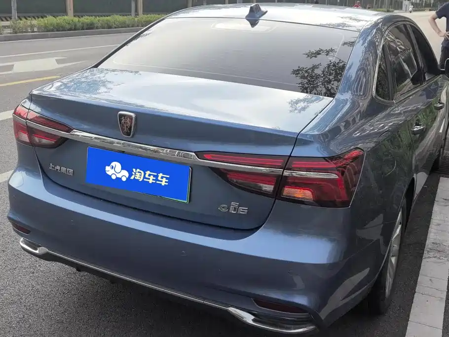 Roewe i6 New Energy 2018 2017 45T Hybrid Connected Smart Enjoyment Edition
