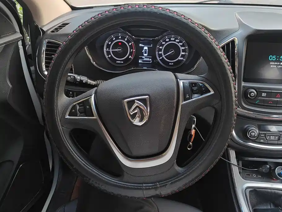 Baojun 560 2016 2015 1.8L Manual Elite