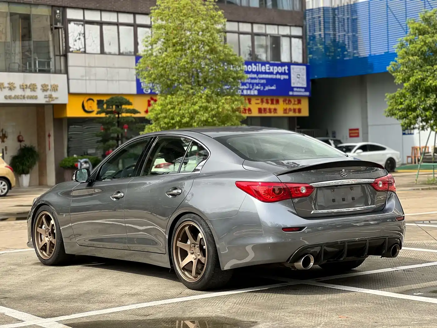 Infiniti Q50 2015 2014 3.7L Luxury Sport