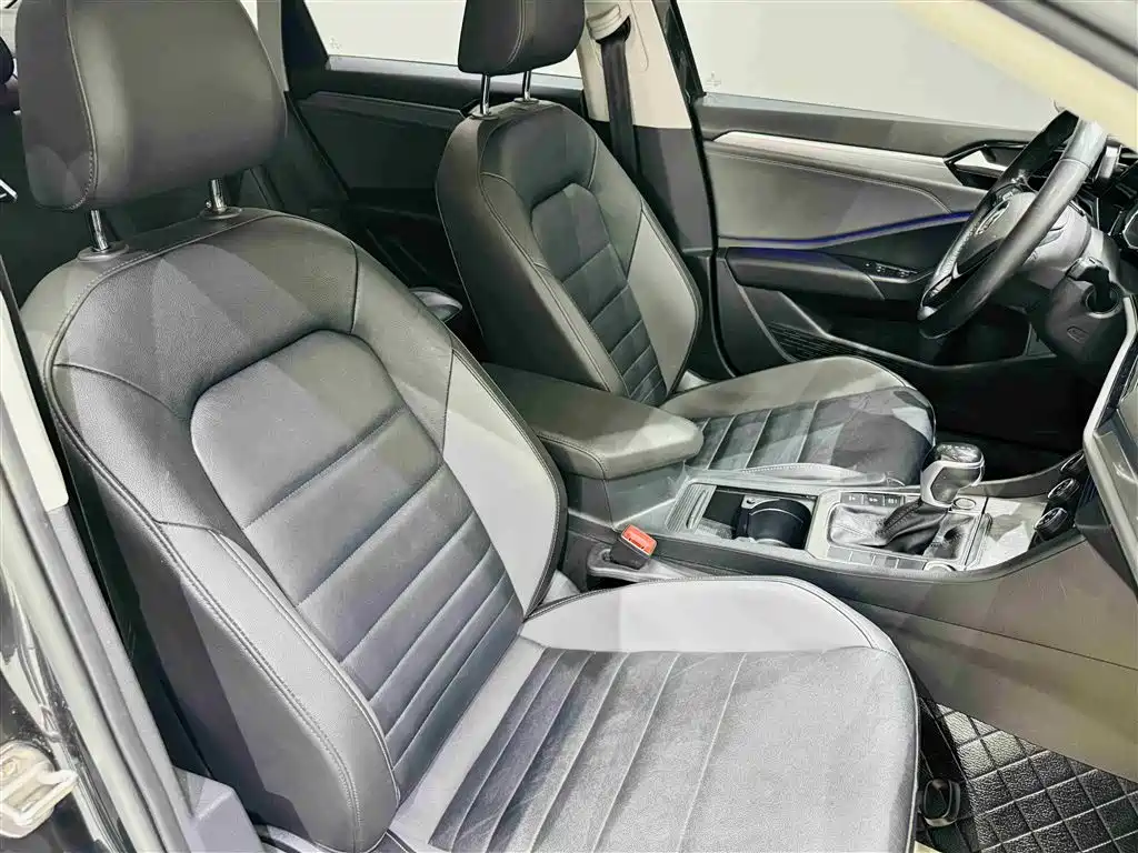 Volkswagen Sagitar 2021 280TSI DSG 30th Anniversary Edition фото 25