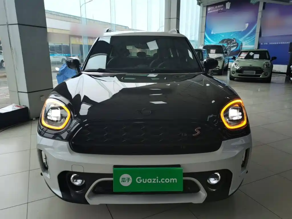 2024 MINI COUNTRYMAN