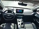 Фото 8 - Geely Geometry A
