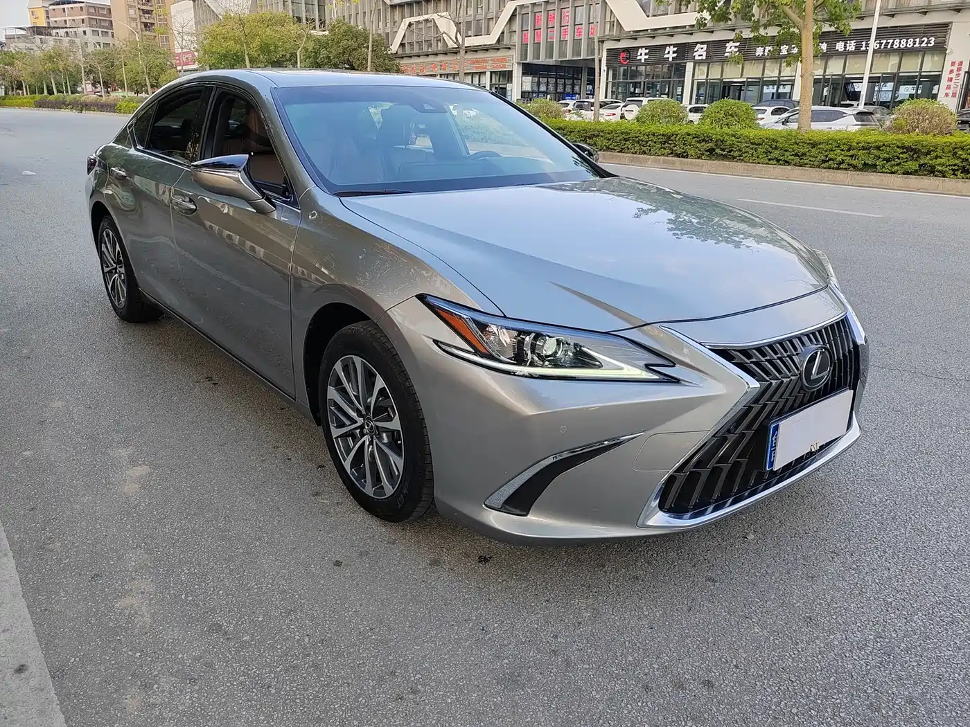 Lexus ES 2022 200 Excellence Edition фото 3