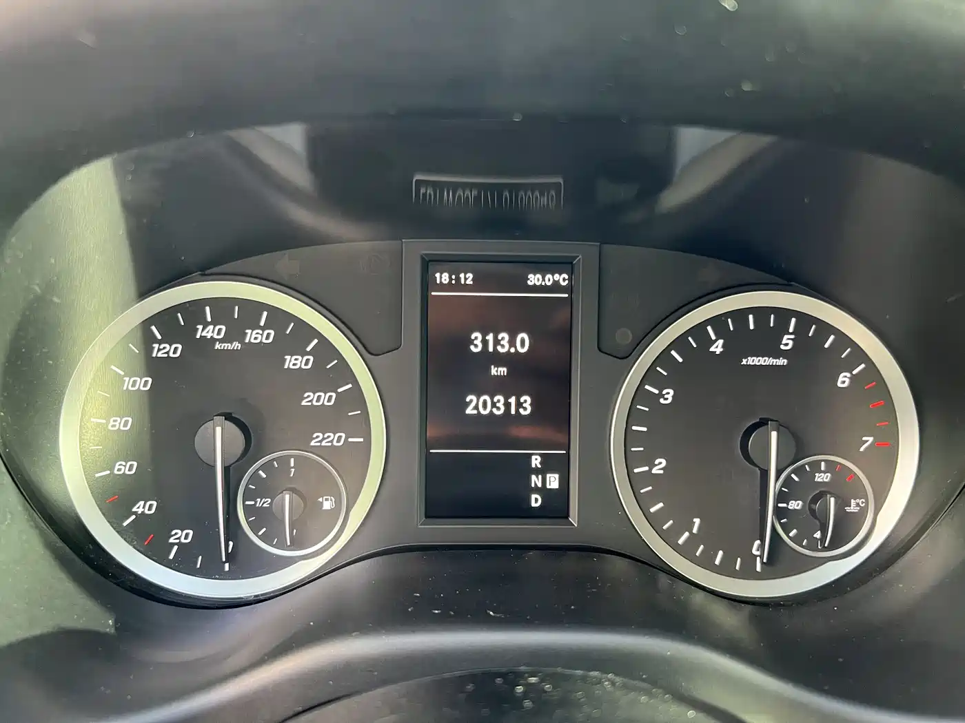 Mercedes-Benz Vito 2023 2.0T Business 7-Seater фото 11