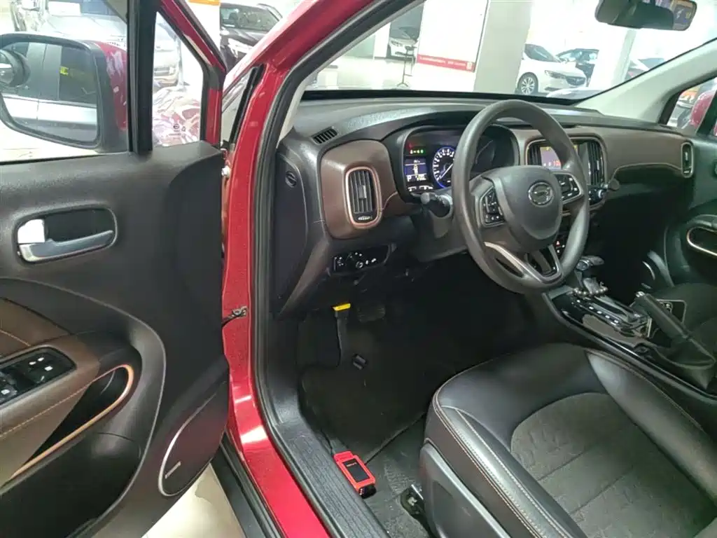 GAC Trumpchi Trumpchi GS3 2017 150N Automatic Elite фото 16