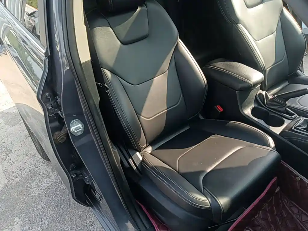 BYD Song 2021 2021 Classic Edition 1.5T Manual Luxury