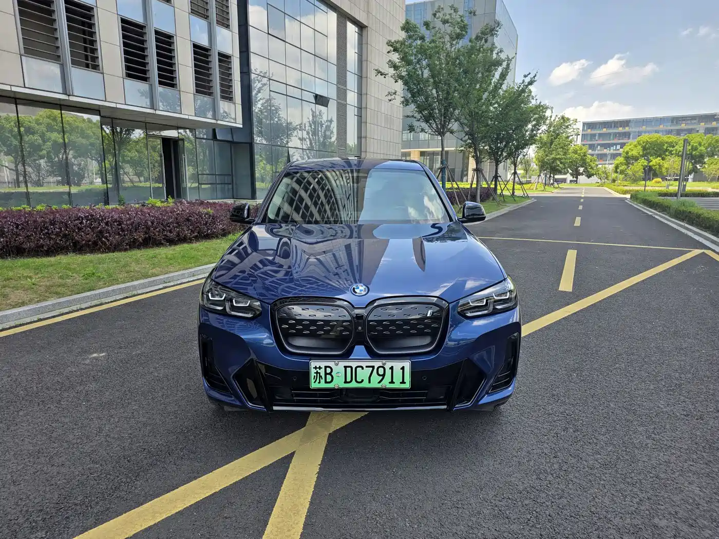 BMW iX3 2022 Facelift Innovation Leader Model фото 2