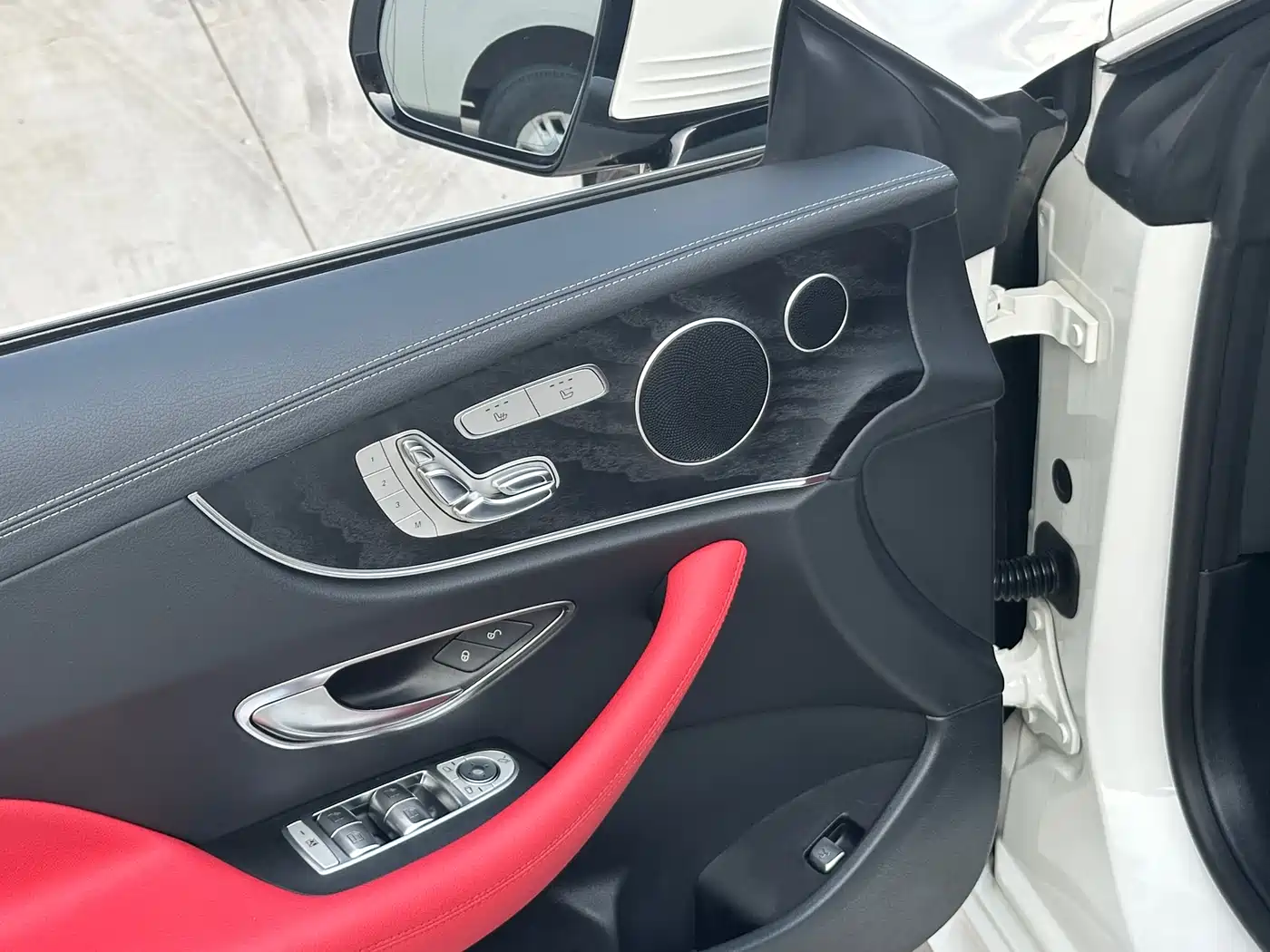 Mercedes-Benz E-Class (Import) 2018 E 200 4MATIC Convertible Coupe фото 13