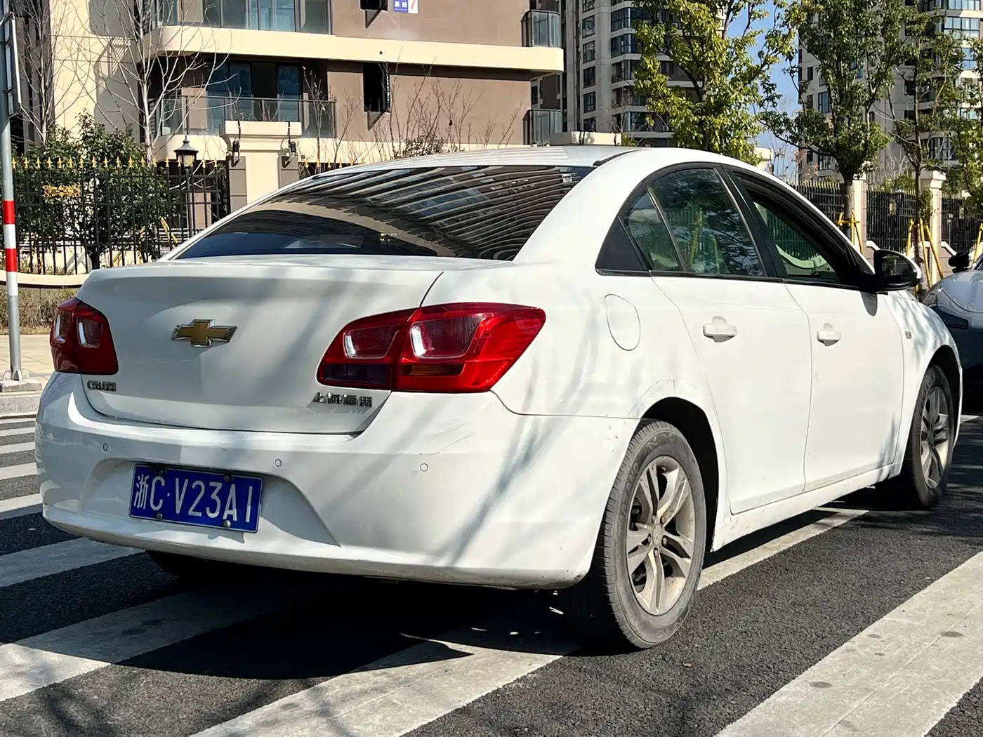 Chevrolet Cruze 2015 1.5L Automatic Luxury Edition фото 5