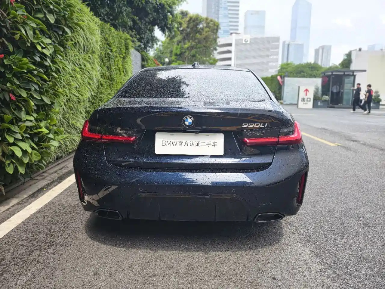 BMW 3-SERIES
