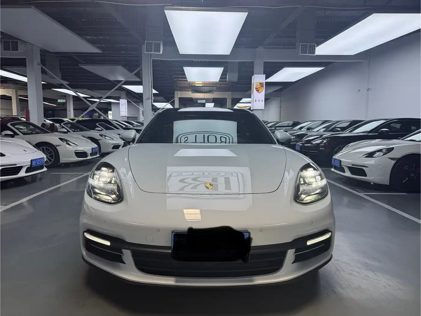 Porsche Panamera 2019 Panamera Executive Long Wheelbase 2.9T фото 2