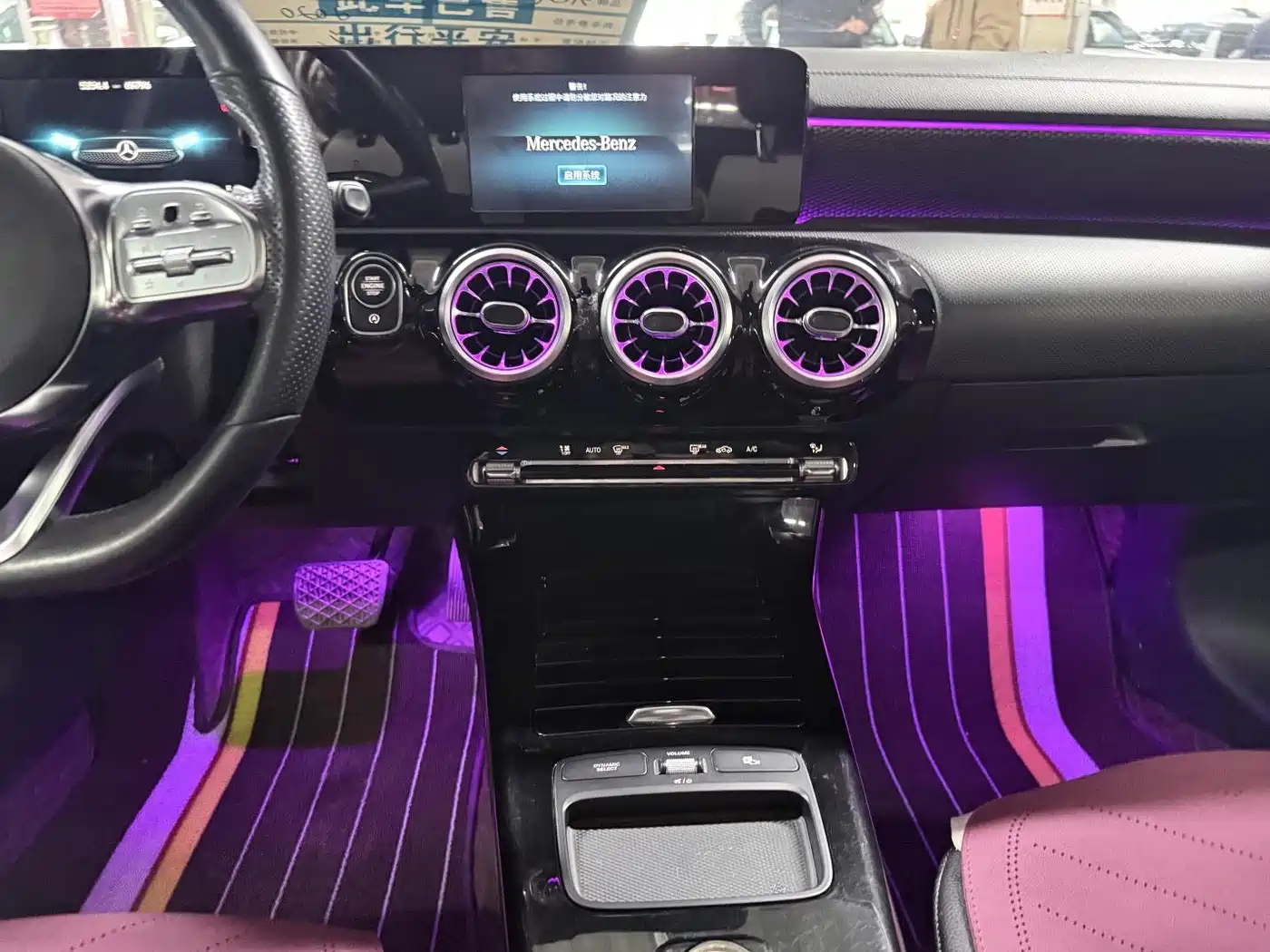 Mercedes-Benz A-Class 2020 A 180 L Sport Sedan фото 14