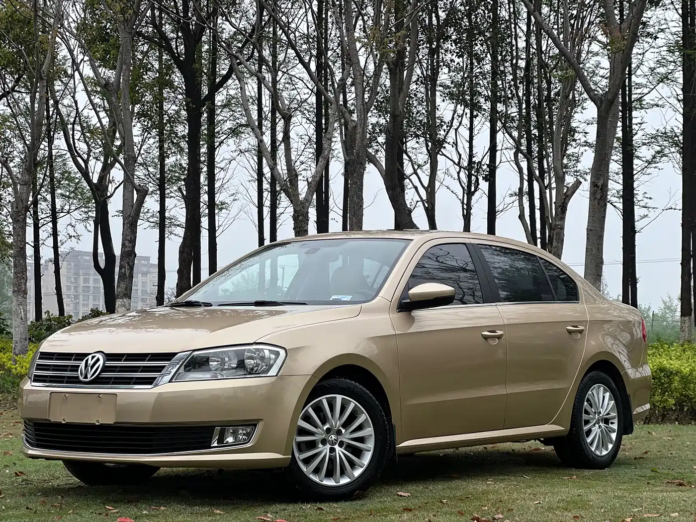 Volkswagen Lavida 2013 Model 1.4TSI DSG Luxury фото 10