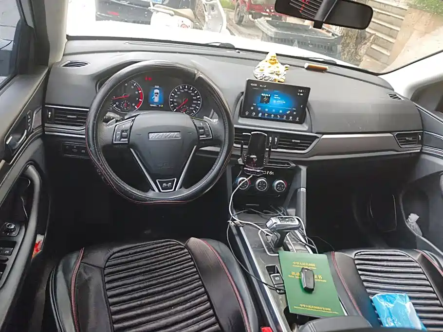 Photo 12 - Haval H6