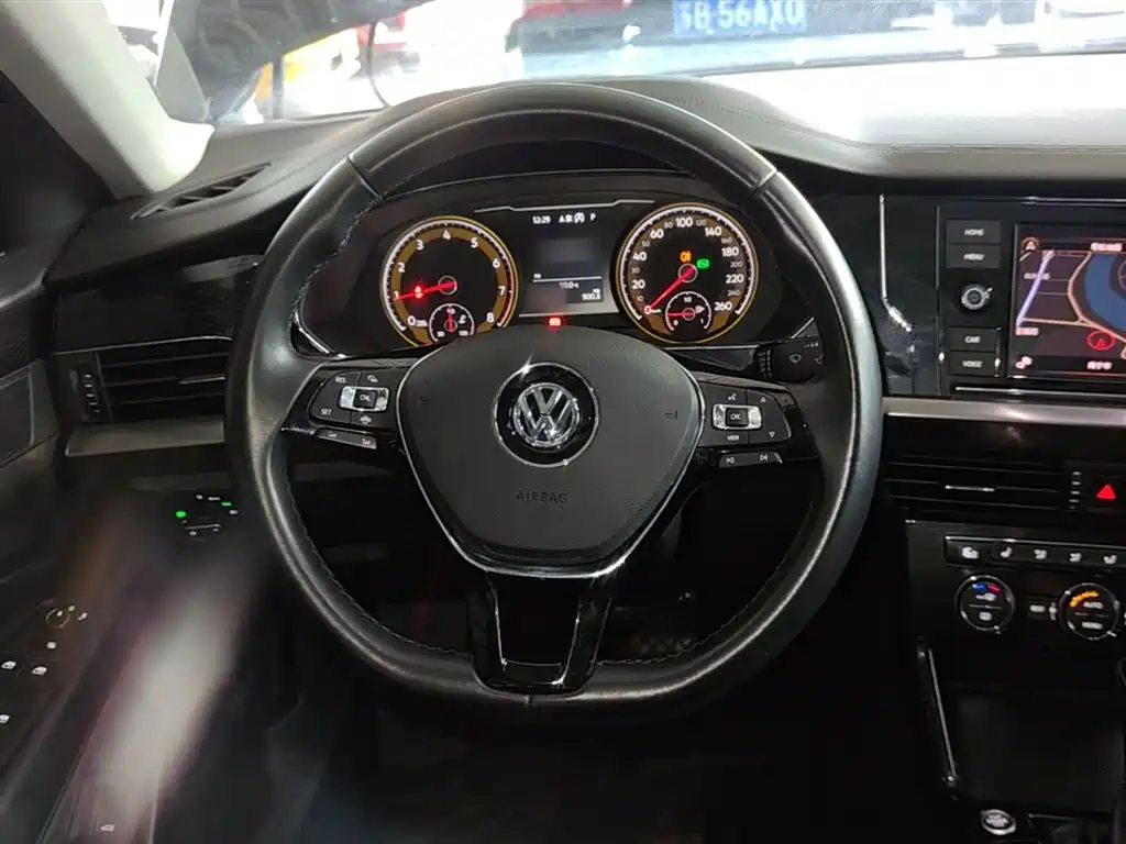 Volkswagen Passat 2019 330TSI Elite (China V) фото 11