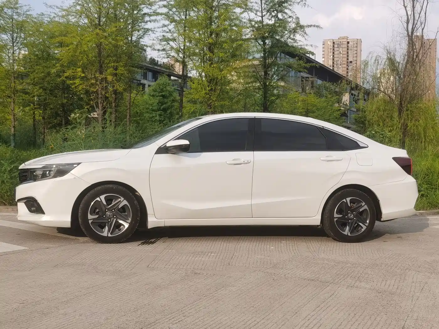 Honda ENVIX 2020 2019 180TURBO CVT Delight Edition China VI