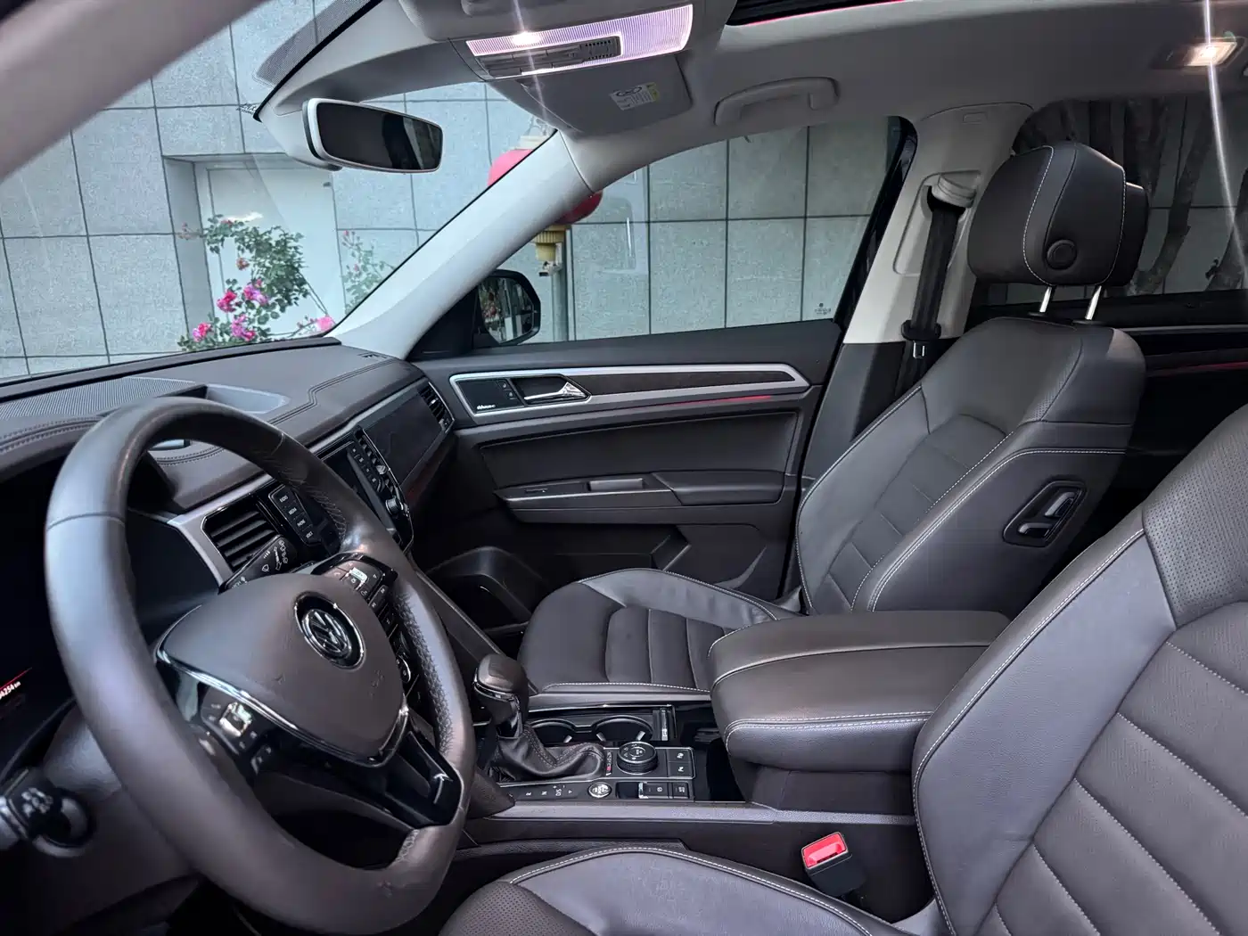 Volkswagen Teramont 2017 530 V6 4WD Flagship Edition фото 17