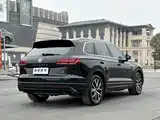 Фото 9 - Volkswagen Touareg