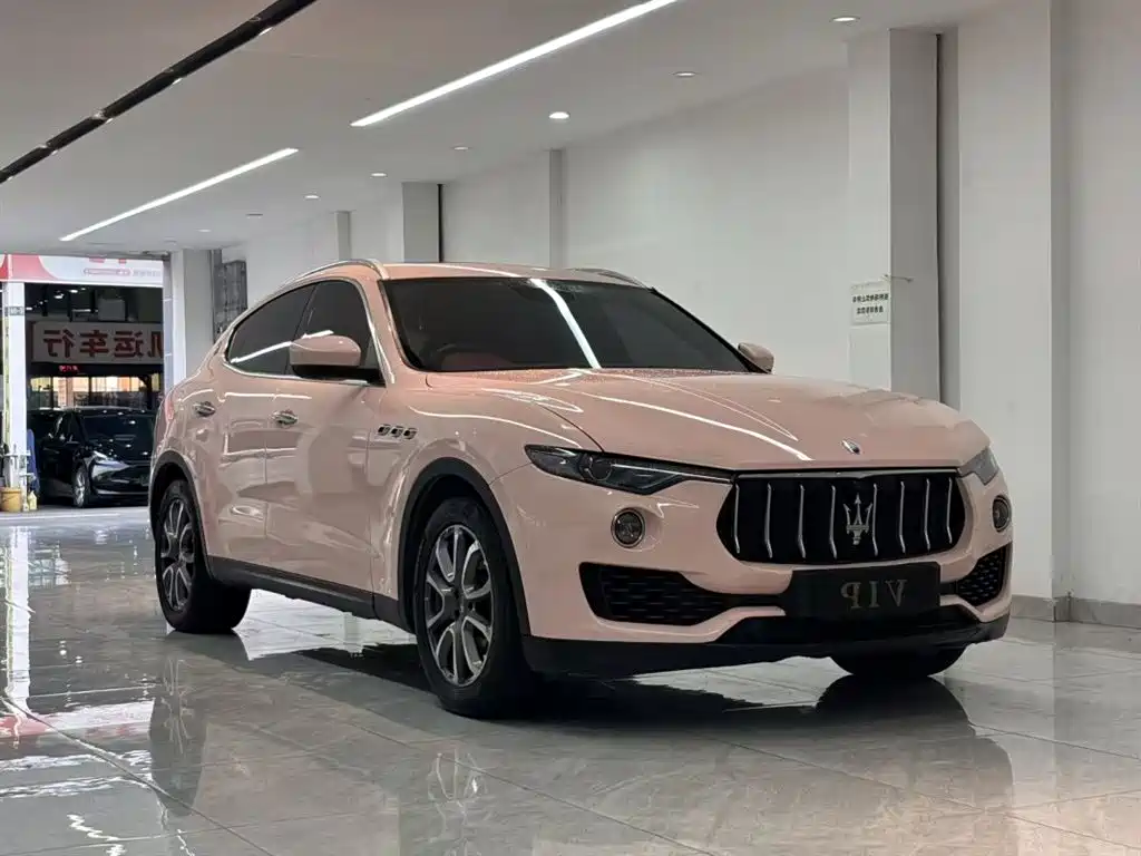 Maserati Levante 2016 3.0T Standard фото 3