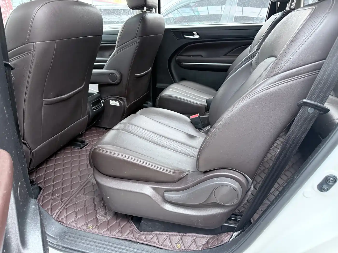 GAC Trumpchi Trumpchi M6 2019 270T Automatic Luxury (7-seater) China V фото 9