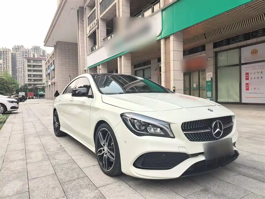 Mercedes-Benz CLA (Import) 2017 CLA 220 4MATIC фото 5