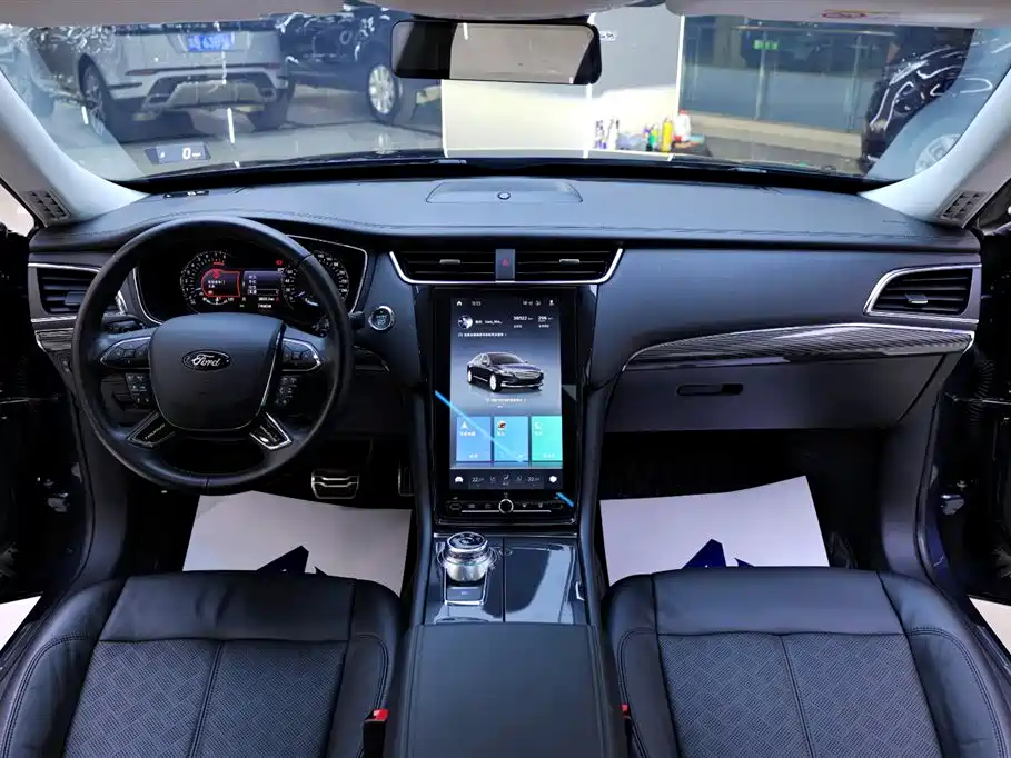 FORD TAURUS