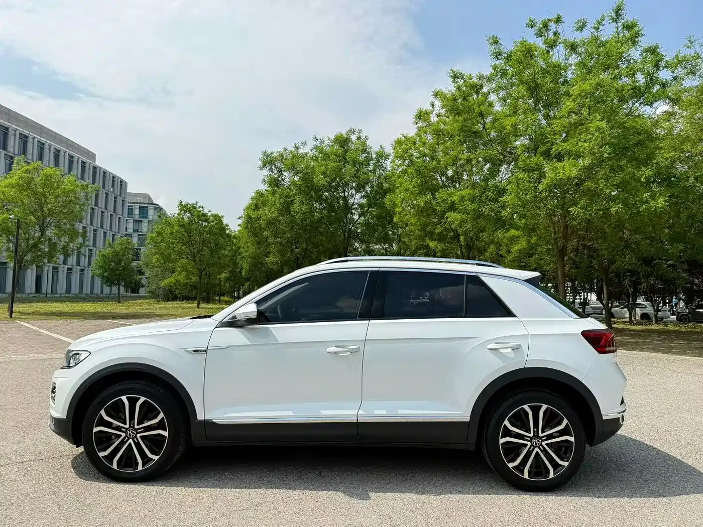 Volkswagen T-ROC 2021 280TSI DSG 2WD Comfort Connected фото 3