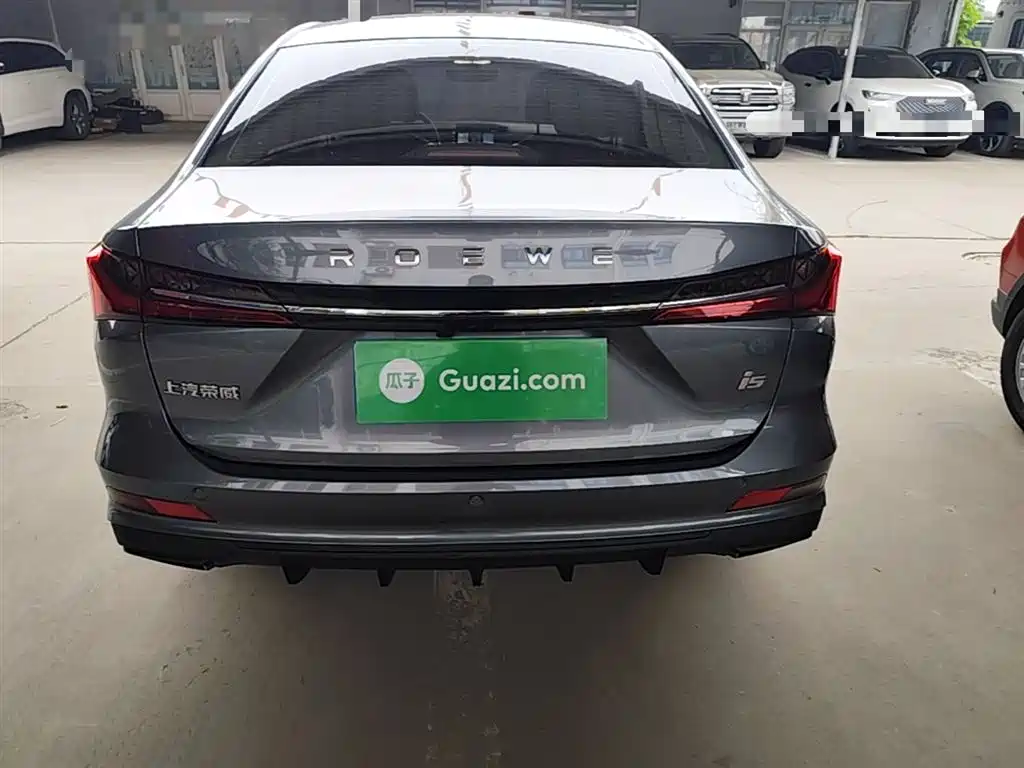 Roewe i5 2025 2023 1.5L Manual Comfort Edition