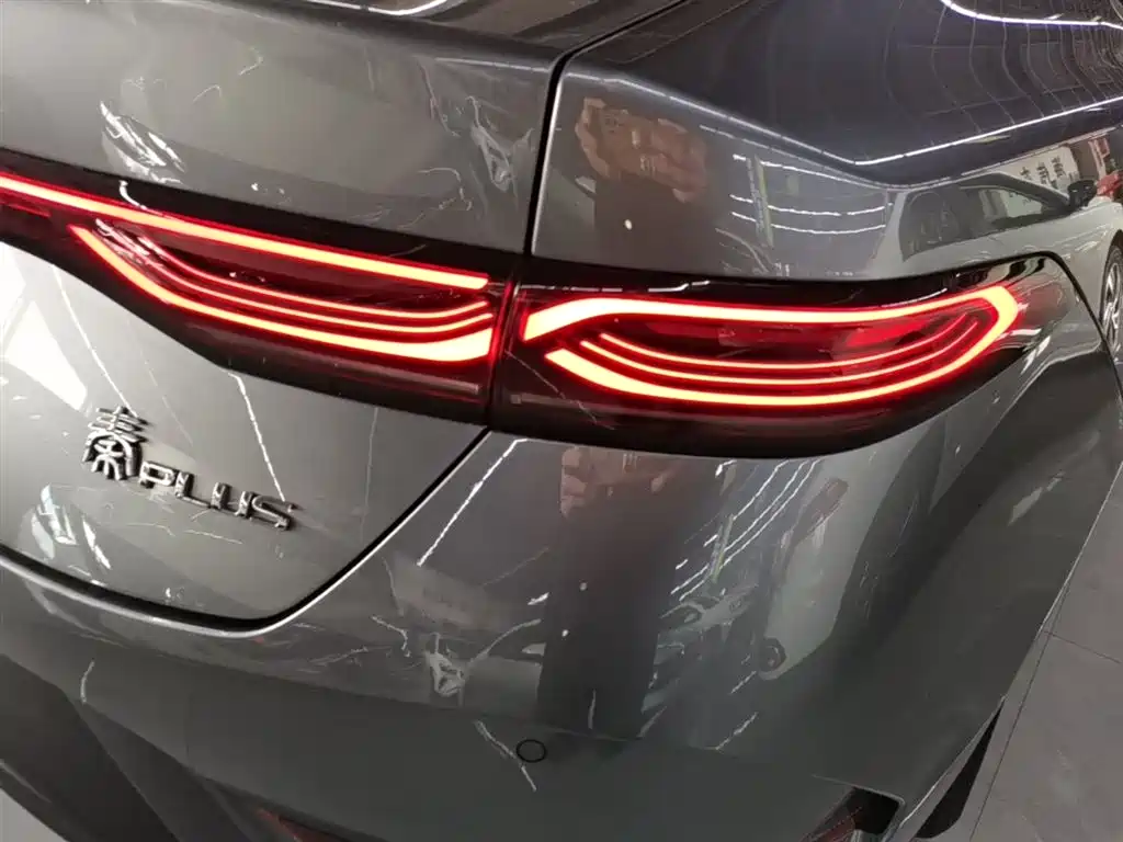 BYD Qin PLUS 2026 DM-i Smart Edition 128KM Progressive фото 8
