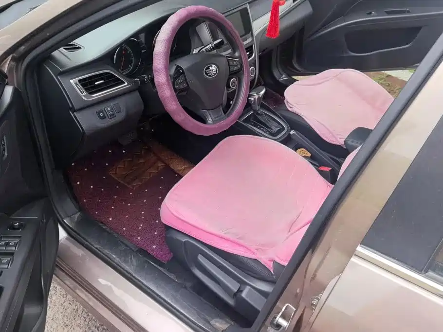 Besturn B30 2016 2016 1.6L Automatic Luxury