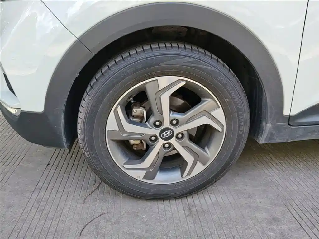 Hyundai Beijing Hyundai ix25 2017 1.6L Automatic Smart Edition фото 23