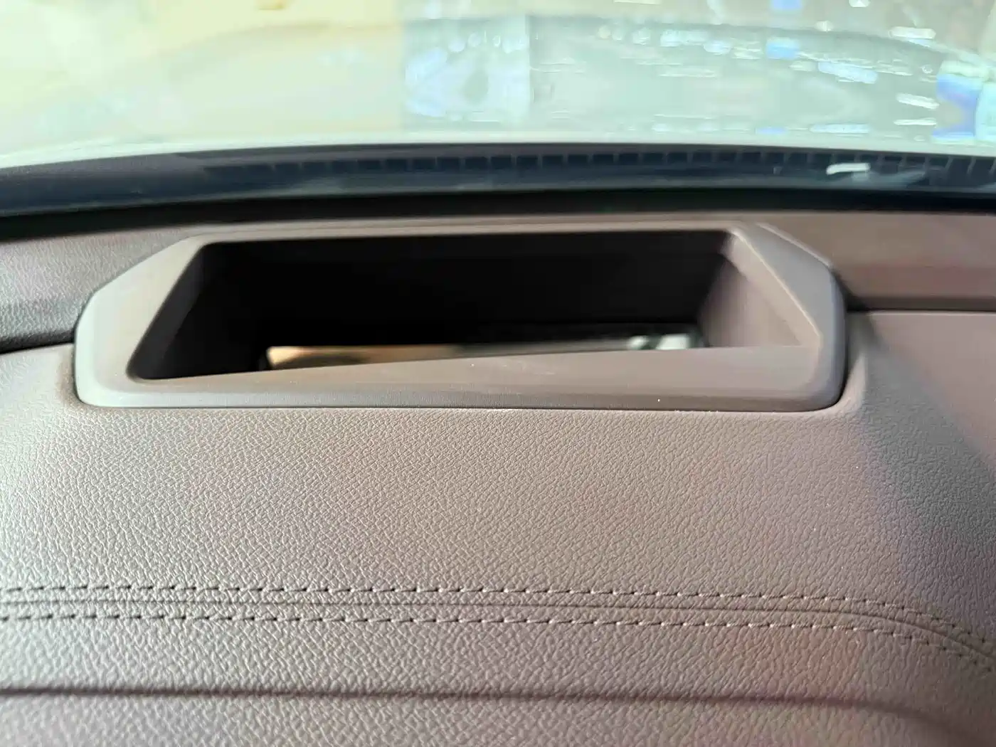 GEELY XINGYUE L