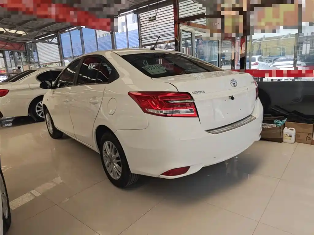 Toyota Vios 2017 1.5L CVT Pioneer фото 5