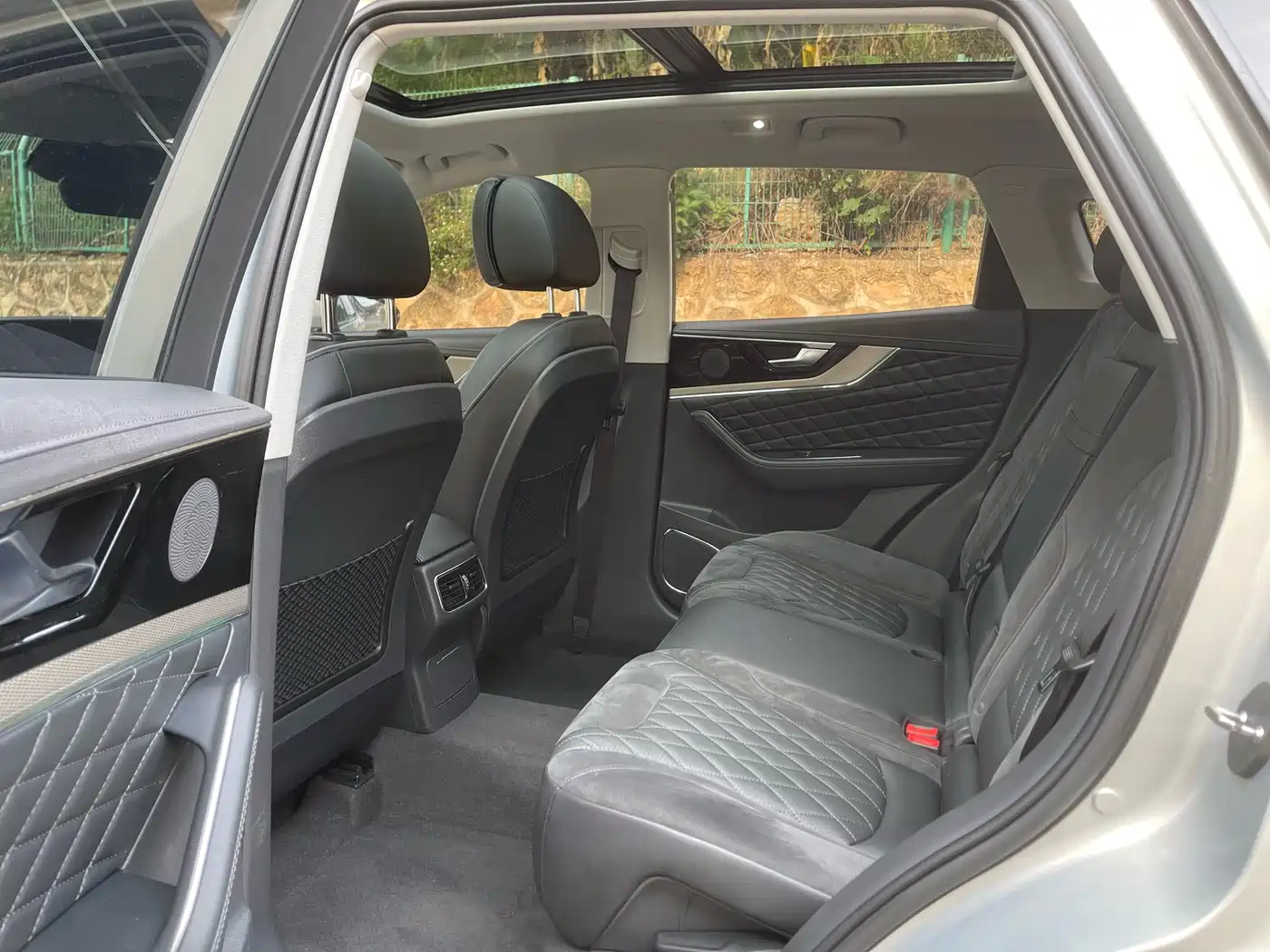 Hongqi HS5 2019 2.0T Smart Connect Enjoy Edition фото 7