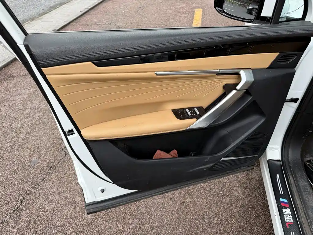 Geely Atlas L 2023 2023 1.5TD DCT Luxury Model