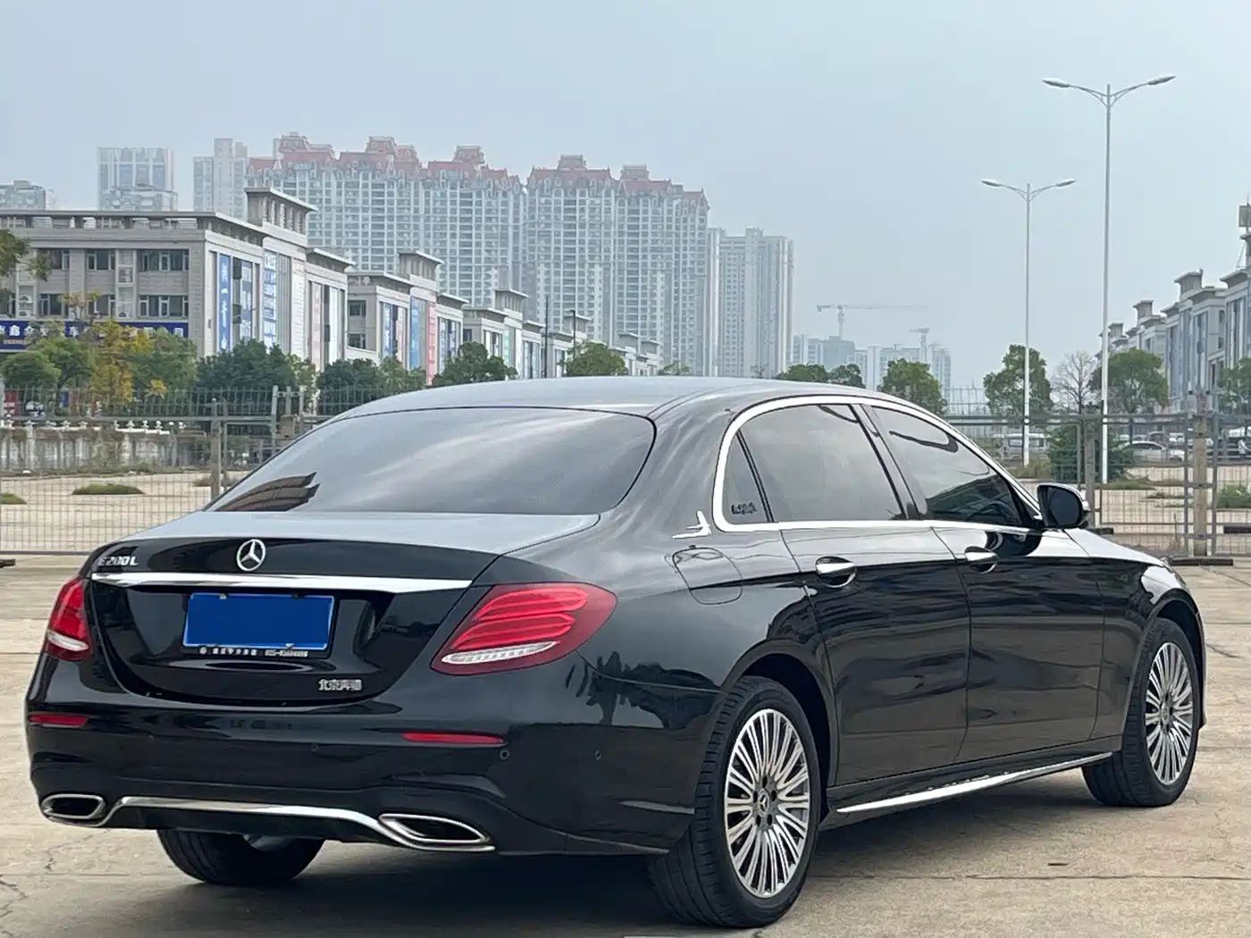 Mercedes-Benz E-Class 2018 Facelift E 200 L Sport фото 8