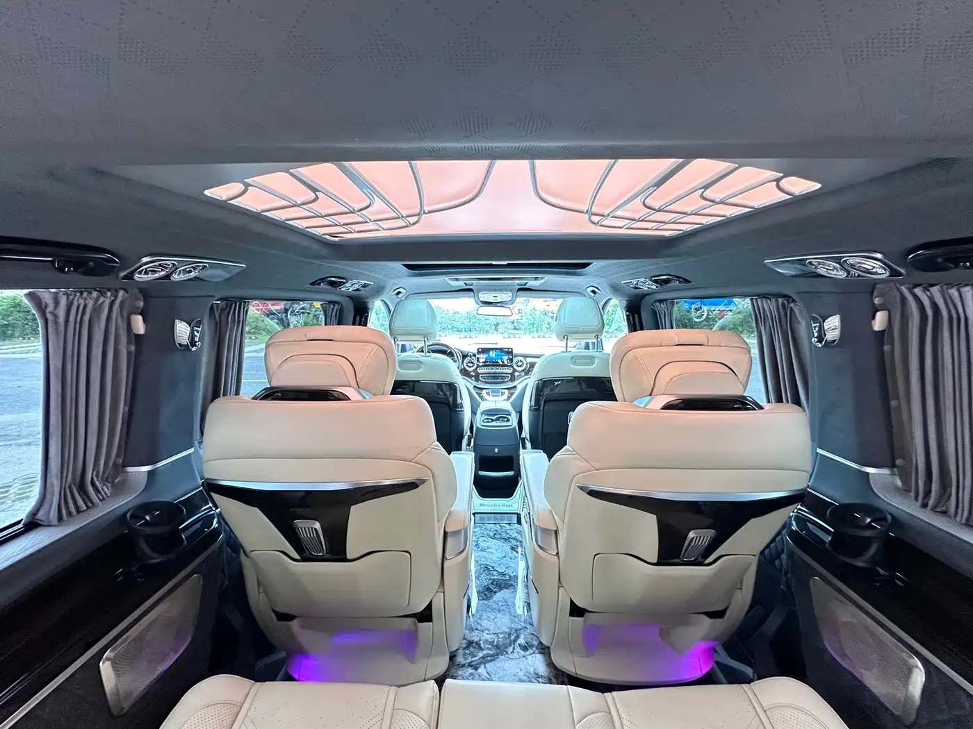 Mercedes-Benz V-Class 2021 V 260 Pilot Edition фото 10