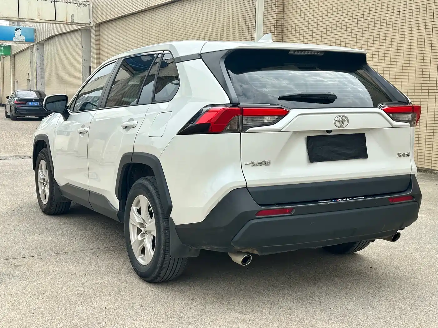 Toyota RAV4 Rongfang 2022 2.0L CVT 2WD Urban Edition фото 7