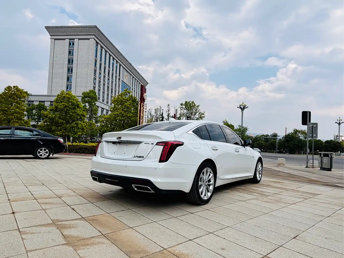 Cadillac CT5 2023 28T Luxury Style (Standard Edition) фото 6
